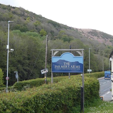 The Farmers Arms, Cwmdu Llanwddyn  Buitenkant foto