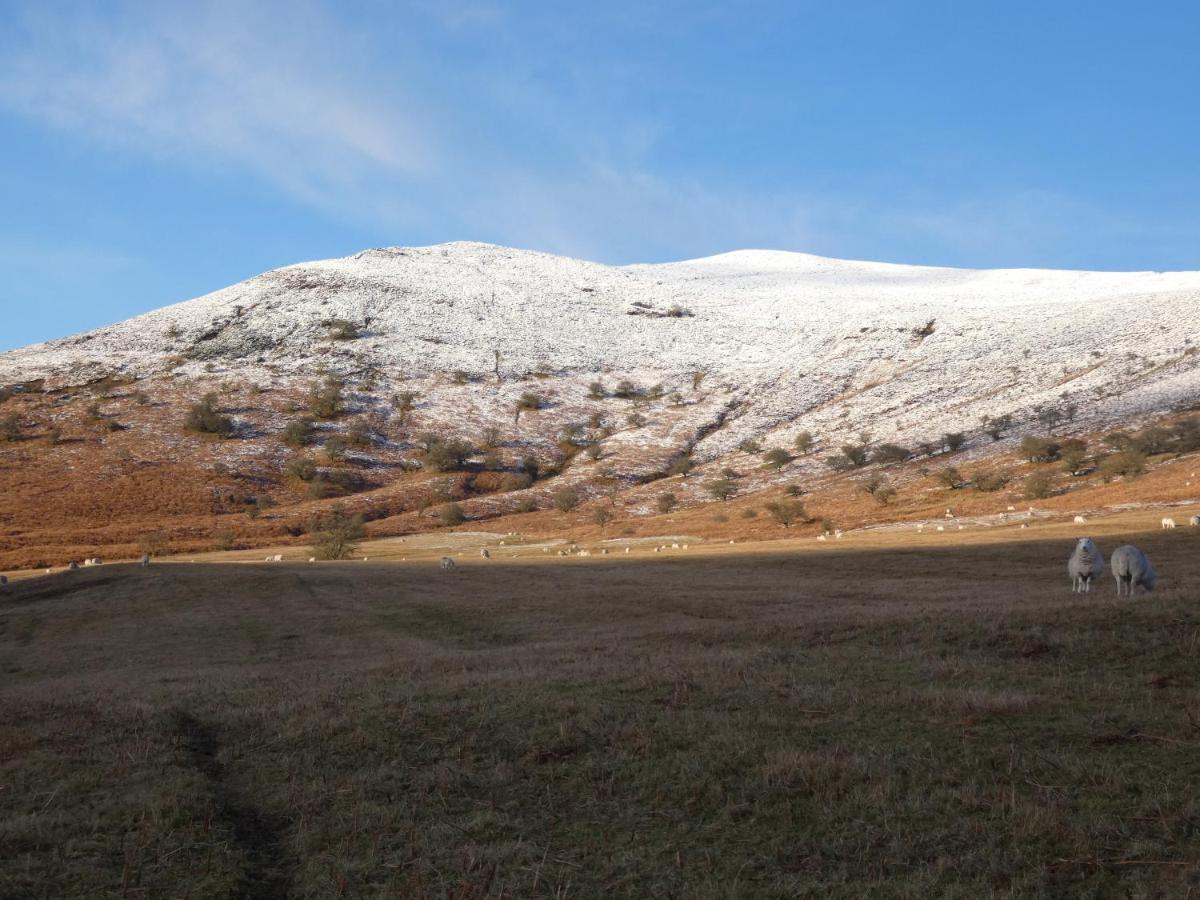 The Farmers Arms, Cwmdu Llanwddyn  Buitenkant foto
