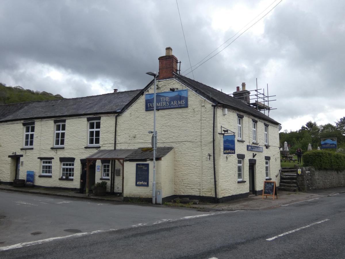The Farmers Arms, Cwmdu Llanwddyn  Buitenkant foto