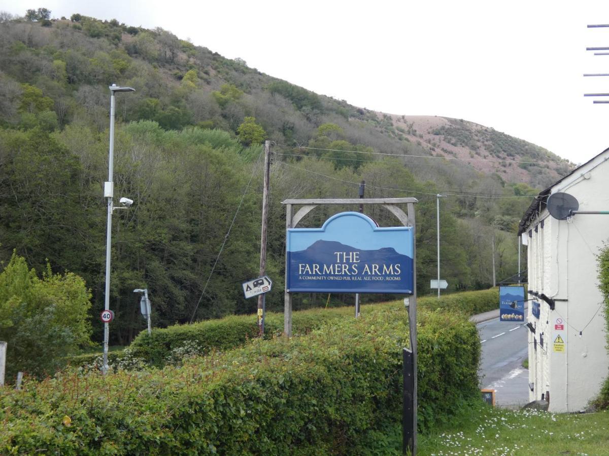 The Farmers Arms, Cwmdu Llanwddyn  Buitenkant foto